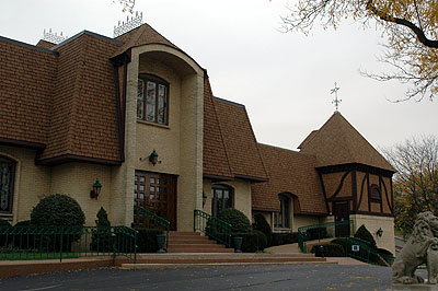 1199 South Arlington Heights Road Elk Grove
