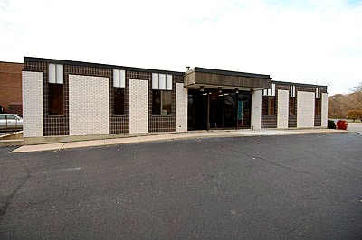 212 South Milwaukee Avenue Wheeling