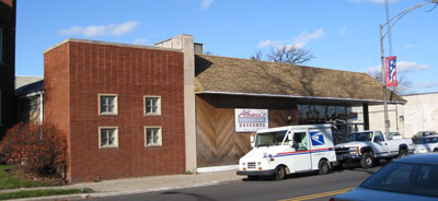 439  Des Plaines Avenue Forest Park