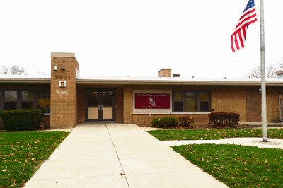 8901 South Fifty second Avenue Oak Lawn